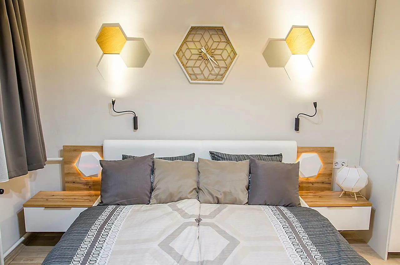 Hexagon Apartment Budapesta